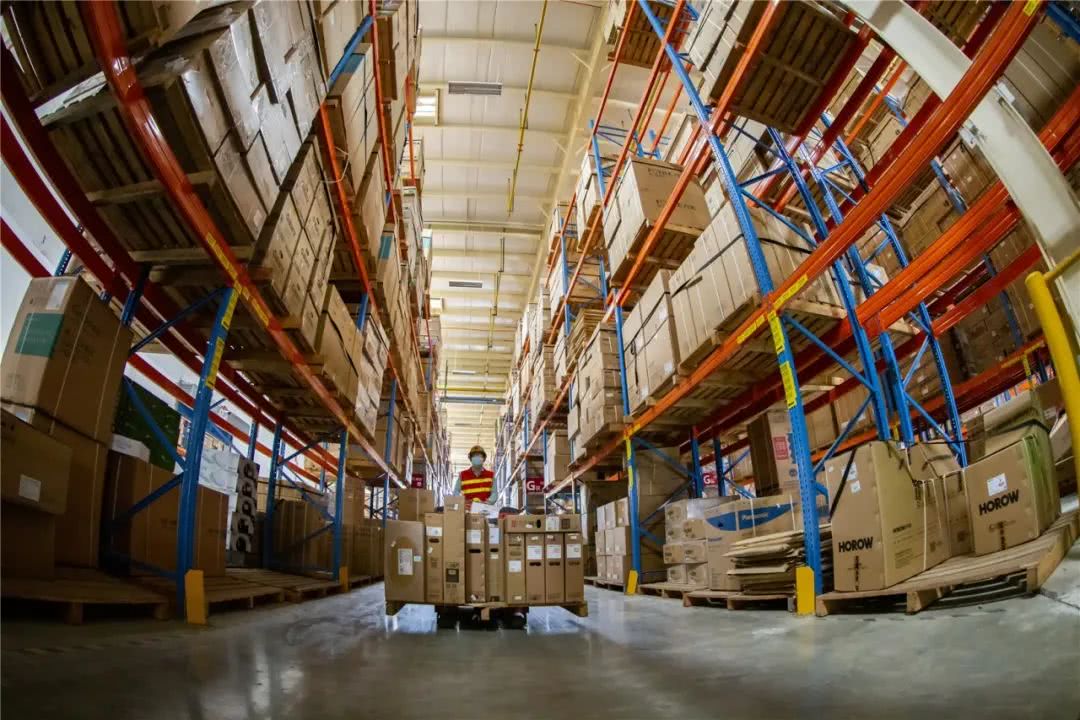 Maximizing Turnover: How Collapsible Containers and Pallet Boxes Drive Efficiency in Grade A Warehouses